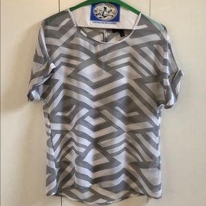Banana Republic gray and white blouse - never worn